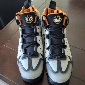 Nike Air Max High-Top Sneakers